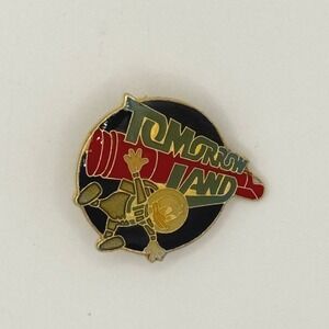 Vintage Disney Tomorrowland Donald Duck Space Suit Enamel Pin Walt Disney Prod